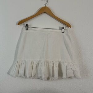 Chic White Ruffled Mini Skirt
